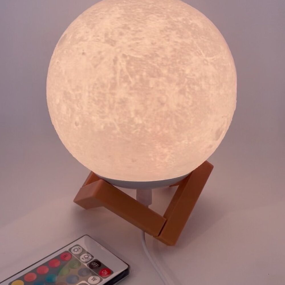 NIB LED Color Changing Moon Lamp Nightlight - Picture 2 of 9